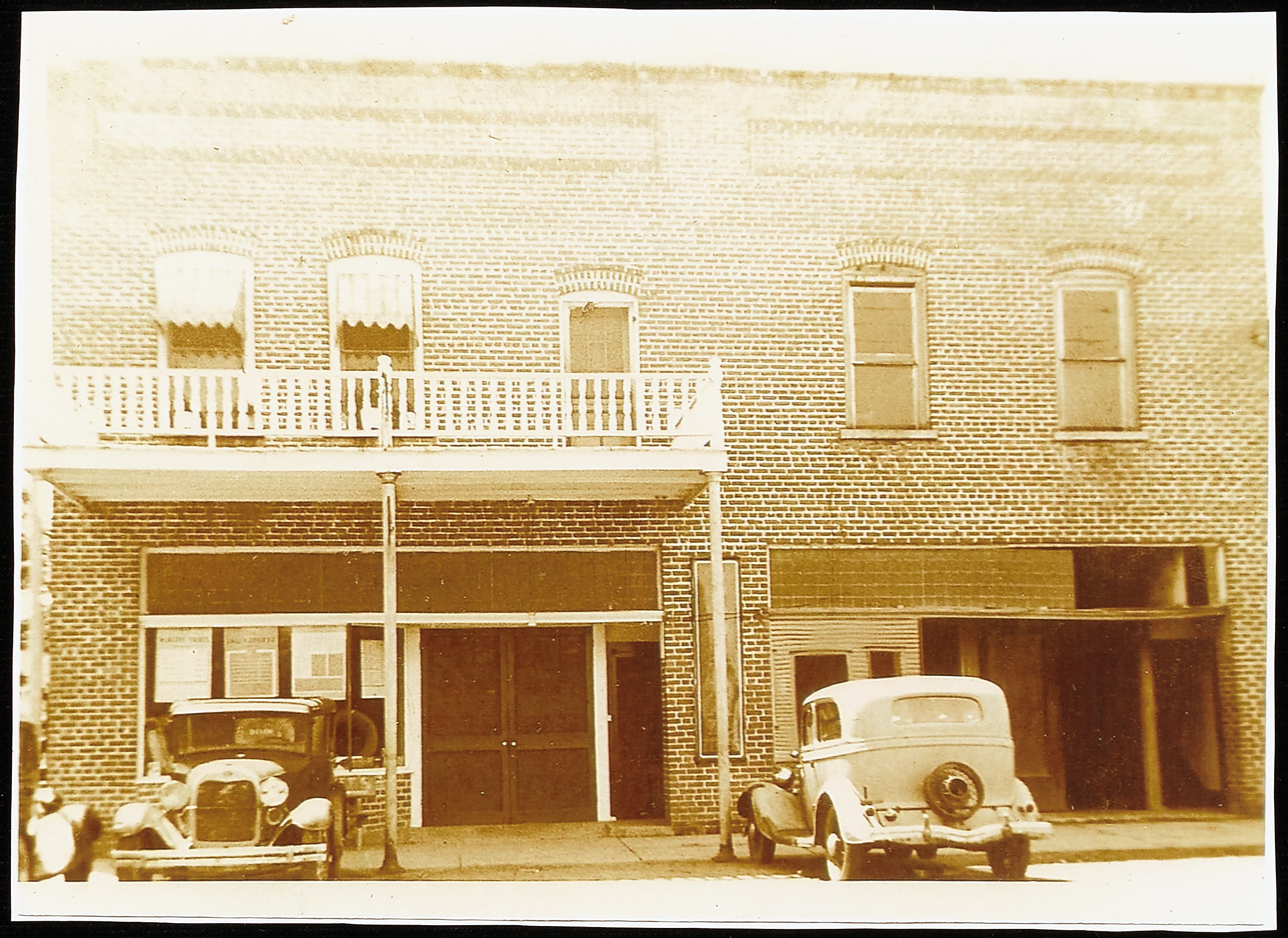 Collins' Motor Company